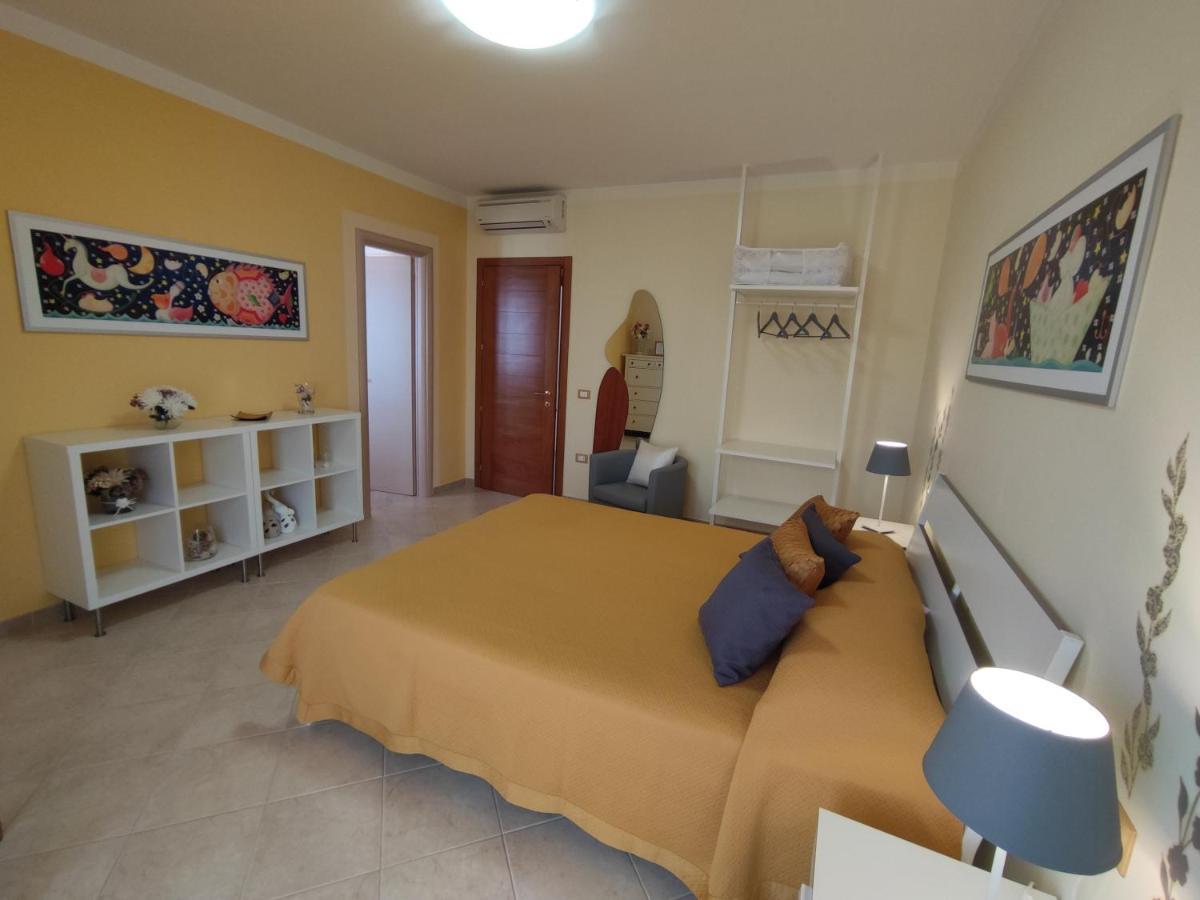 Il Giardino Delle Zagare Bed & Breakfast Fondi Exterior photo