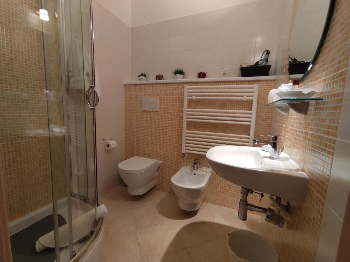 Il Giardino Delle Zagare Bed & Breakfast Fondi Exterior photo